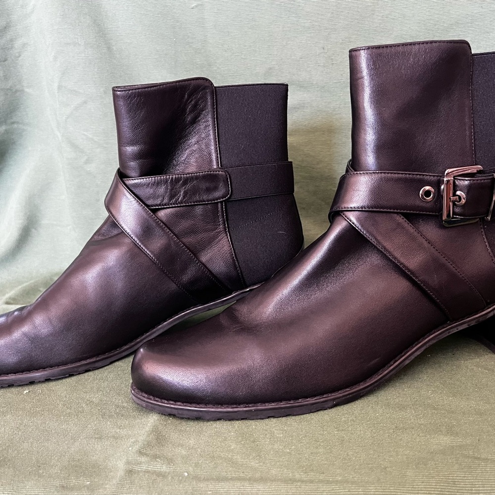 Stuart Weitzman Dark Leather Boots